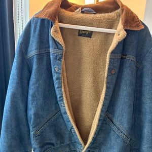 Wrangler fleece lined denim jacket with corduroy collar